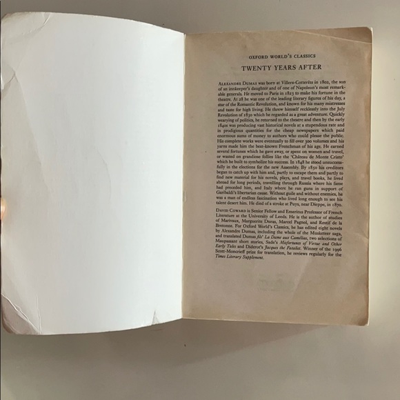 Twenty Years Later by Alexandre Dumas Classic Book - Picture 4 of 5